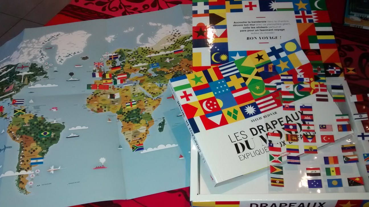 Les drapeaux du monde expliqués aux enfants : Sylvie Bednar - Les